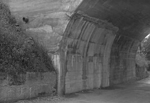 Metzingen Gewölbebrücke Wasserschäden