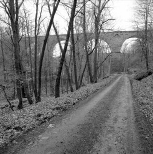 Eisenbahnviadukt (Eisenbahnviadukt); Burghaun, Kegelspielradweg