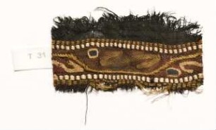 Fragment eines Wolltuches mit einem Zierstreifen