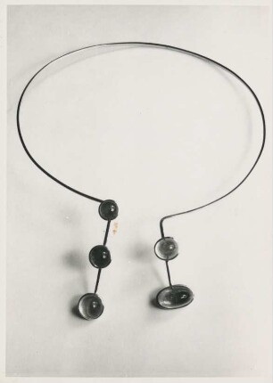Kette von Otto Schamschula