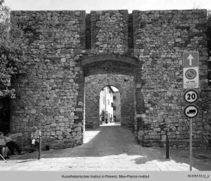 Porta Nova & Porta del Pianello, Torrita di Siena
