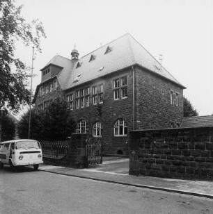 Schule (Massivbau); Reinheim, Friedrichstraße 24