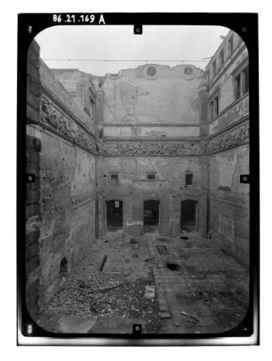 Berlin-Mitte, Bodestraße 1/3. Neues Museum (1843-1855; F. A. Stüler, Wiederaufbau 1986-2009). Teilansicht