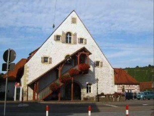 Stadtbild - Kelter in der Unterstadt über Giebelseite (Spätgotischer Kelterbau)