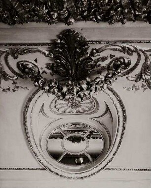 Aus einer Dokumentation zur Installation des Spiegelsaals aus dem ehemaligen Palais Budge im MKG