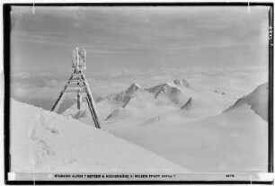 Stubaier Alpen. Botzer und Hochgewänd vom Wilden Pfaff (3471 Meter)