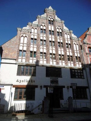 Stralsund: Haus Badenstraße 45 (Apotheke)