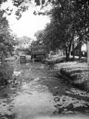Güstrow. An der Schanze. Fischerhäuschen am Wallgraben