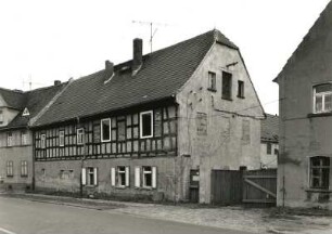 Breunsdorf, Nr. 33. Bauernhof (um 1830), Wohnstallhaus