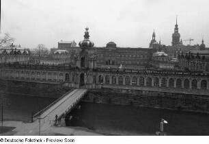 Dresden-Altstadt. Zwinger (1709-1728; M. D. Pöppelmann, B. Permoser)