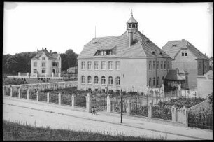 Torgau. Kathol. Pfarrhaus mit Kommunikanten-Anstalt