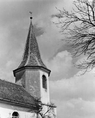 Ellingen-Hörlbach. Filialkirche (1301/1400 und 1711). Chorturm