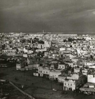 Casablanca, Marokko. Blick über die Altstadt nach Nordwesten zum Atlantischen Ozean