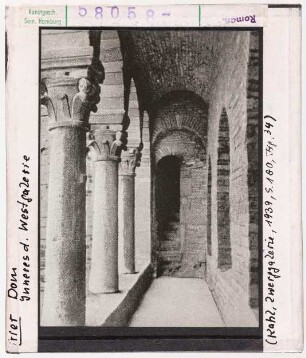 Trier, Dom: Inneres der Zwerggalerie