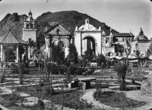 Wallfahrtskirche : Blick auf eine Klosterkirche in Copacabana.