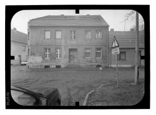 Kremmen, Kirchstraße 19. Wohnhaus. Straßenfront