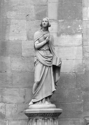 Denkmal für Sabine von Steinbach