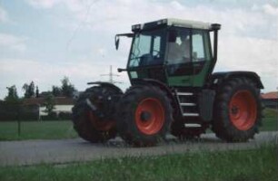 Fotografie: Traktor, Allradtraktor, Systemtraktor