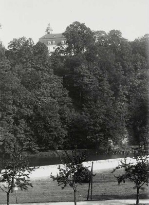 Schloss Lichtenwalde
