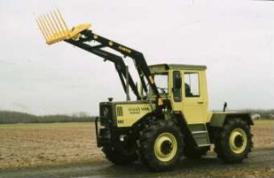 Fotografie: Traktor, Frontlader, Zubehör