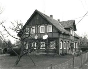 Ebersbach-Neugersdorf, Am Beerberg 18. Wohnhaus (1886/1900)
