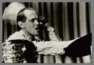 Sven-Åke Johansson : Portrait des Musikers Sven-Åke Johansson im Filmtheater bei der 47. Jazz-Werkstatt Peitz 1982