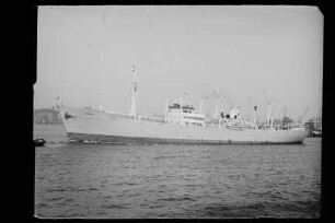 Wihinapa (1945), Tankreederei de Vries & Co. KG, Hamburg