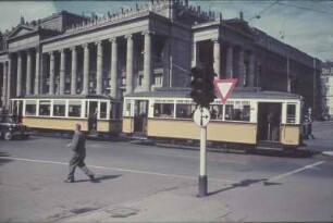 Stuttgart. Königsbau am Schlossplatz