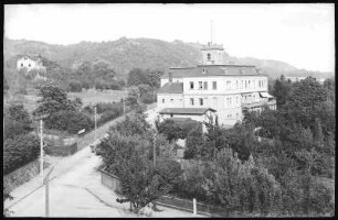 Niederlößnitz. Sanatorium Schloss Niederlößnitz