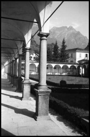 Chiavenna: Klosterhof St. Lorenzo