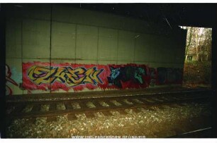 ZHEN | unleserlich