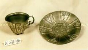 Puppengeschirr: Tasse mit Untertasse