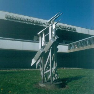 Moderne Kunst an der Raststätte Wülferode