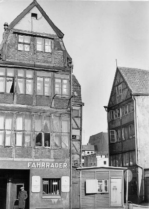 Hamburg. Altbauten am Fischmarkt. Aufgenommen 1948