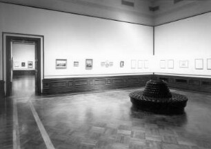 Carl Gustav Carus. Natur und Idee, eine Ausstellung der Staatlichen Kunstsammlungen Dresden und der Staatlichen Museen zu Berlin ; 26. Juni bis 20. September 2009 ; die Ausstellung des Kupferstich-Kabinetts und der Galerie Neue Meister der Staatlichen Kunstsammlungen Dresden findet an zwei Orten statt: Gemäldegalerie Alte Meister ..., Residenzschloss Dresden... Raumaufnahme in der Abteilung Italien