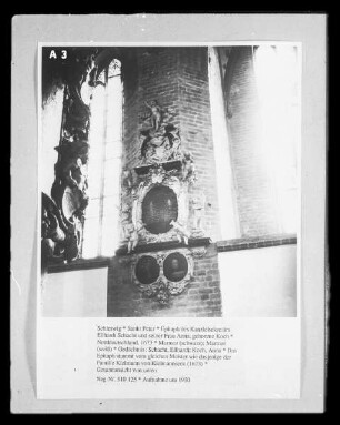 Epitaph des herzoglichen Kanzleisekretärs Eilhardt Schacht (gestorben 1677) und seiner Frau Anna, geborene Koch