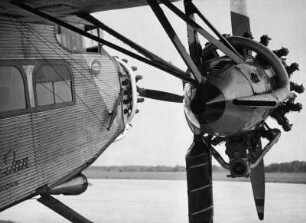 Motoraufhängung eines Ford-Trimotor-Flugzeugs, Ford-Fabrik in Dearborn, Detroit