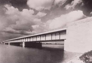 Hamburg, Autobahnbrücke über d. Süderelbe