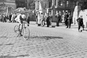 Berlin. Max-Knaack-Eröffnungs-Radrennen am 16.10.1949