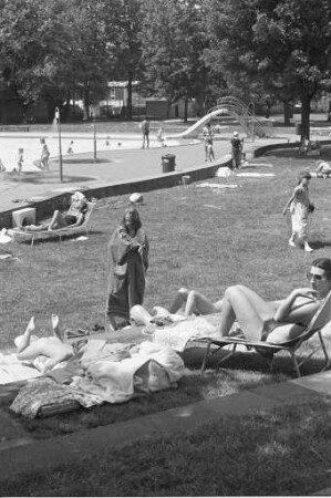 Badebetrieb im Turmbergbad Durlach
