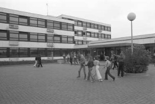 Otto-Hahn-Gymnasium Im Eichbäumle 1. 10jähriges Jubiläum