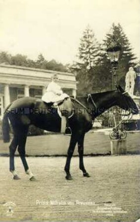 Prinz Wilhelm auf einem Pferd