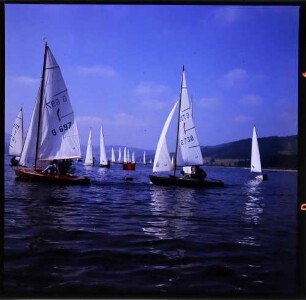 Schluchsee: Segelregatta, Regattaboote an der Wendeboje