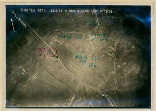 Foto vermuteter feindlicher Batterie-Stellungen bei der Straßenkreuzung Aix-Noulette - Souchez - Angres (Luftbild)