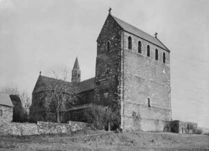 Ehemaliges Augustiner-Chorherrenstift — Stiftskirche Sankt Petrus