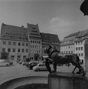 Freiberg. Löwe vom Brunnendenkmal mit dem Standbild des Stadtgründers, Otto dem Reichen