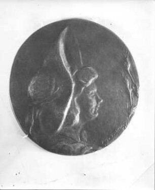 Landarbeiterin. Bronze (1948; E. Richter). Dresden-Striesen, Borsbergstraße 11, Atelier der Bildhauerin