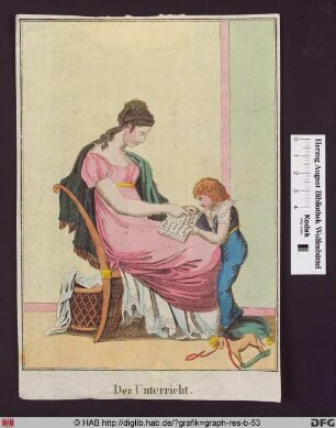 Sitzende Frau mit einem Jungen, der in einem Buch, das auf ihrem Schoss liegt, liest.
