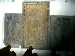 Langhaus Innen-Epitaphe und Grabsteine der Truchsessen von Wetzhausen im Norden (11-9) Jahre 1551-1507-1544 - gehaltvolle Steinmetzarbeiten mit Personen in Hochreliefdarstellung