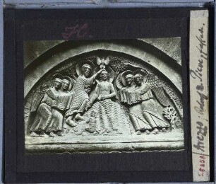 Arezzo, Kathedrale : Tympanon, Taufe Christi
